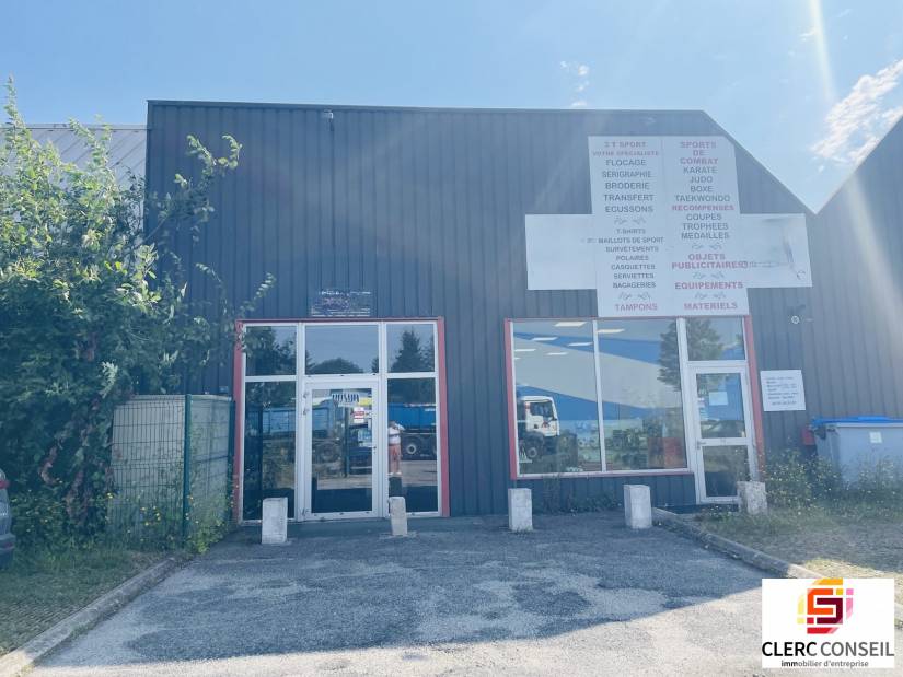 Vente - Local d'activité 265m² - Évreux