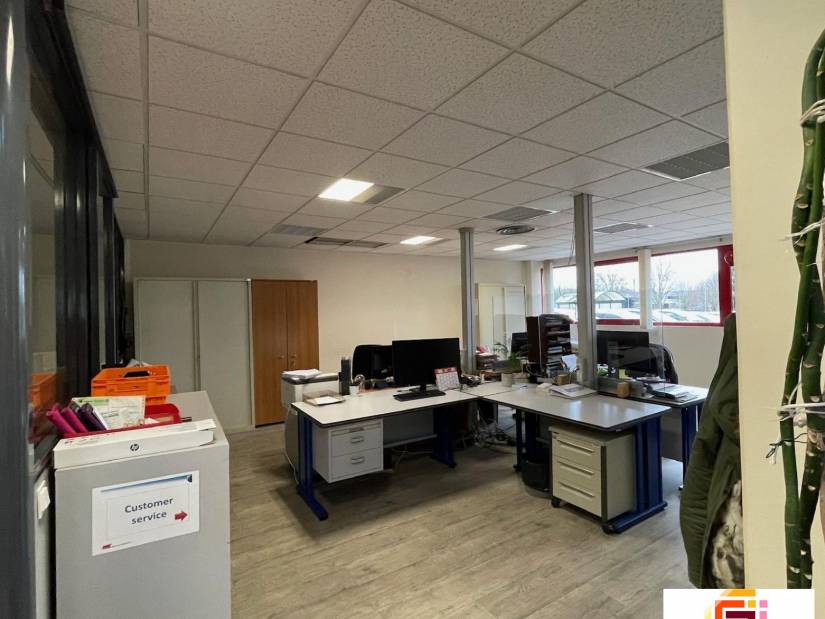 Vente - Local d'activité 4400m² - Heudebouville