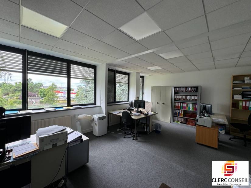 Location - Local d'activité 4200m² - Sotteville-lès-rouen