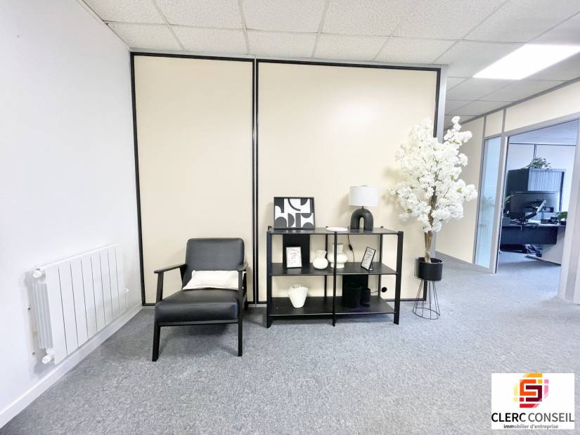 Location - Bureaux 177m² - Le petit-quevilly