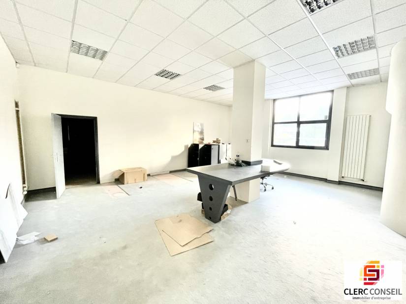 Location - Bureaux 210m² - Bois-guillaume