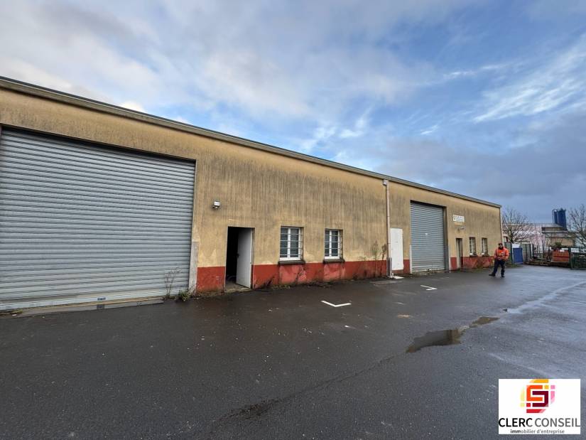 Location - Local d'activité 766m² - Le petit-quevilly