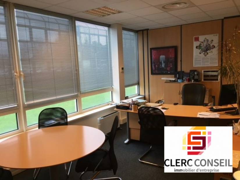 Vente - Bureaux 1963m² - Mont-saint-aignan