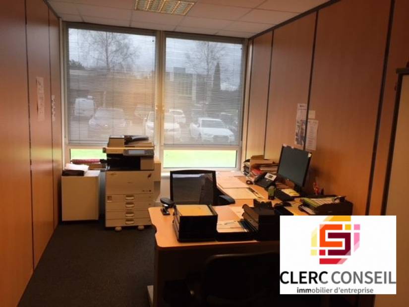 Vente - Bureaux 1963m² - Mont-saint-aignan