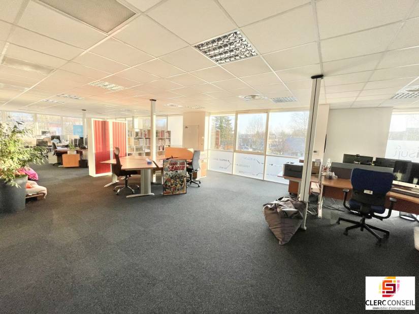 Location - Bureaux 213m² - Mont-saint-aignan