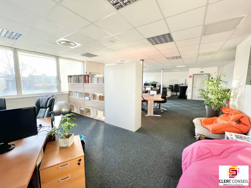 Location - Bureaux 213m² - Mont-saint-aignan