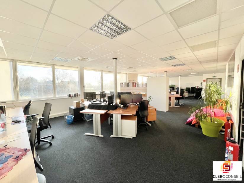 Location - Bureaux 213m² - Mont-saint-aignan