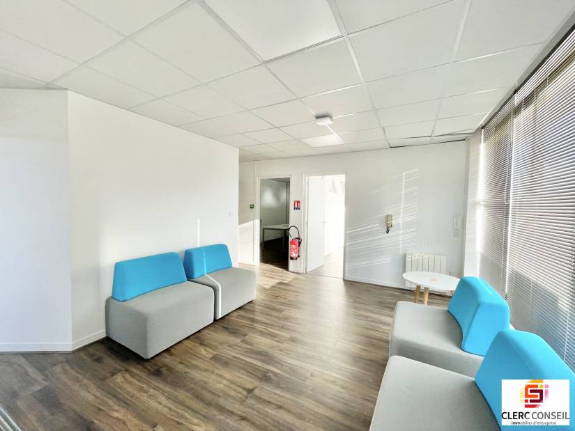 Location - Bureaux 95m² - Rouen