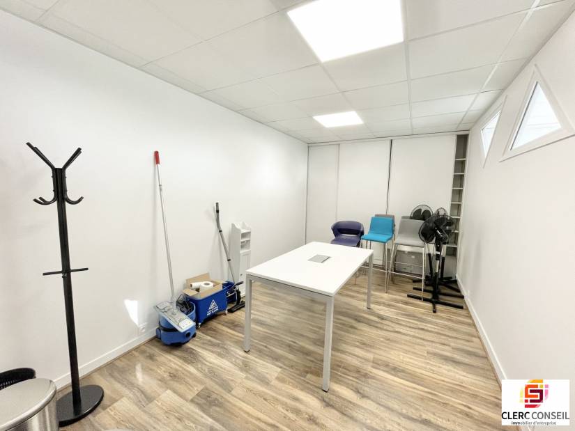 Location - Bureaux 95m² - Rouen