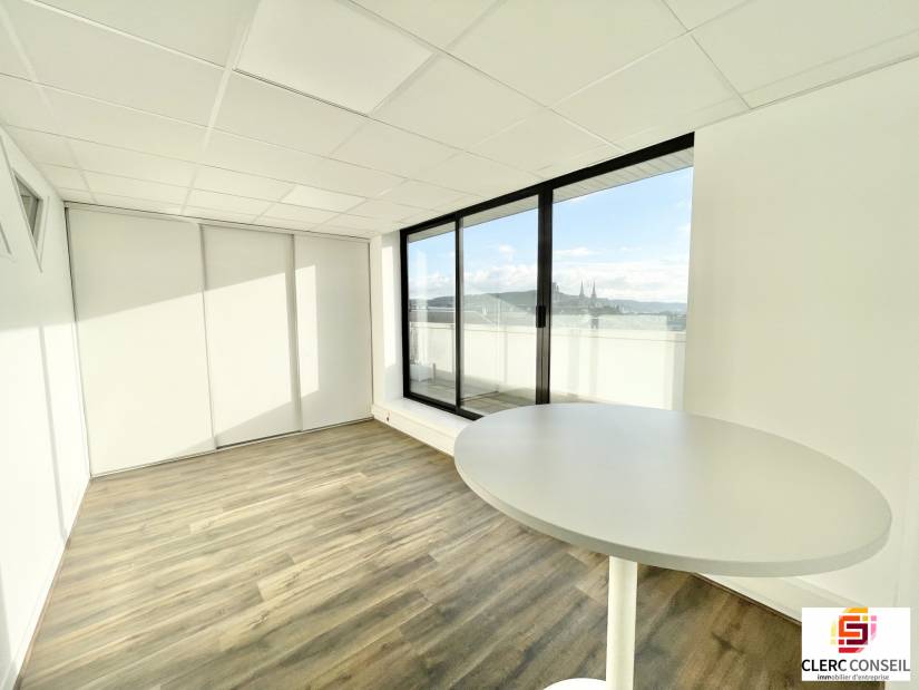 Location - Bureaux 95m² - Rouen