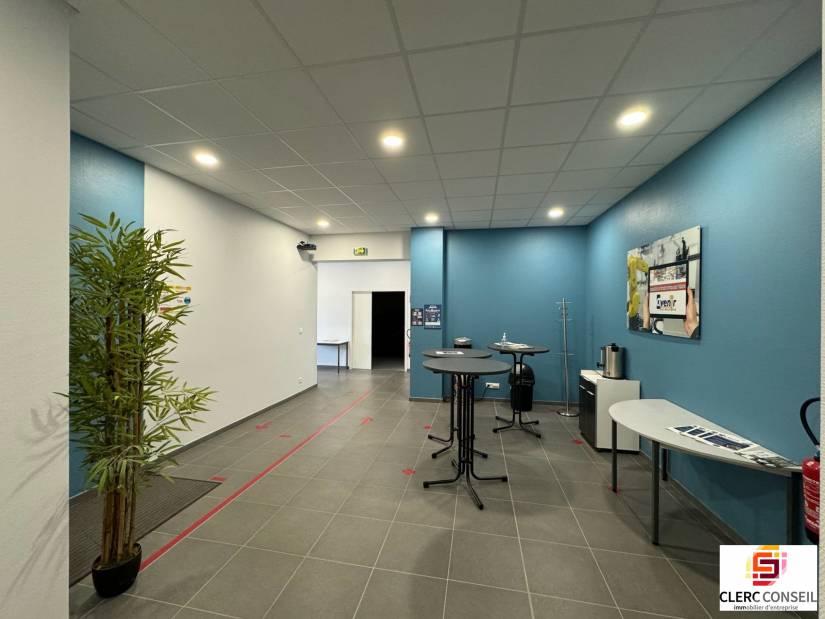 Location - Bureaux 547m² - Mont-saint-aignan