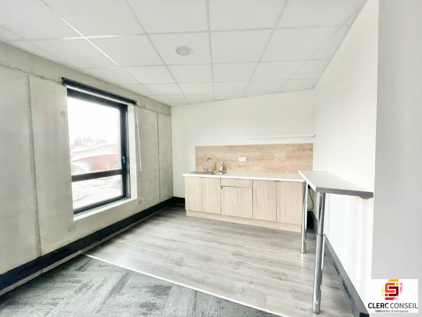 Location - Bureaux 218m² - Le petit-quevilly